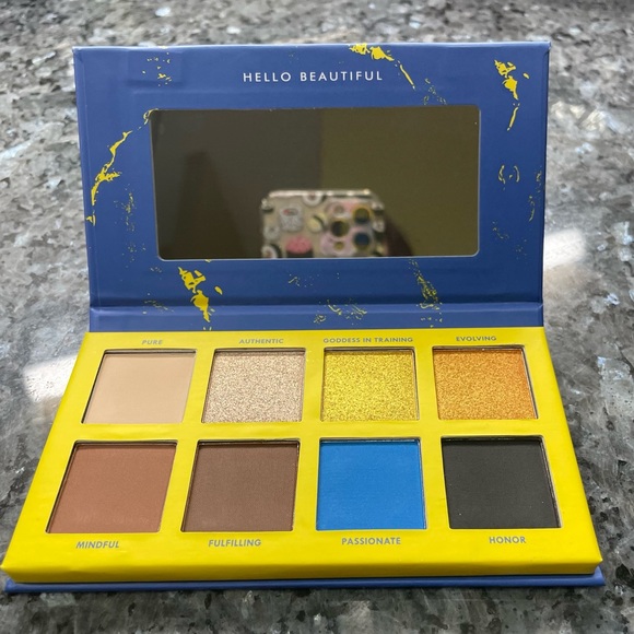 Chella Divine Purpose Eyeshadow Palette / New in Box / Boutique - Picture 3 of 11
